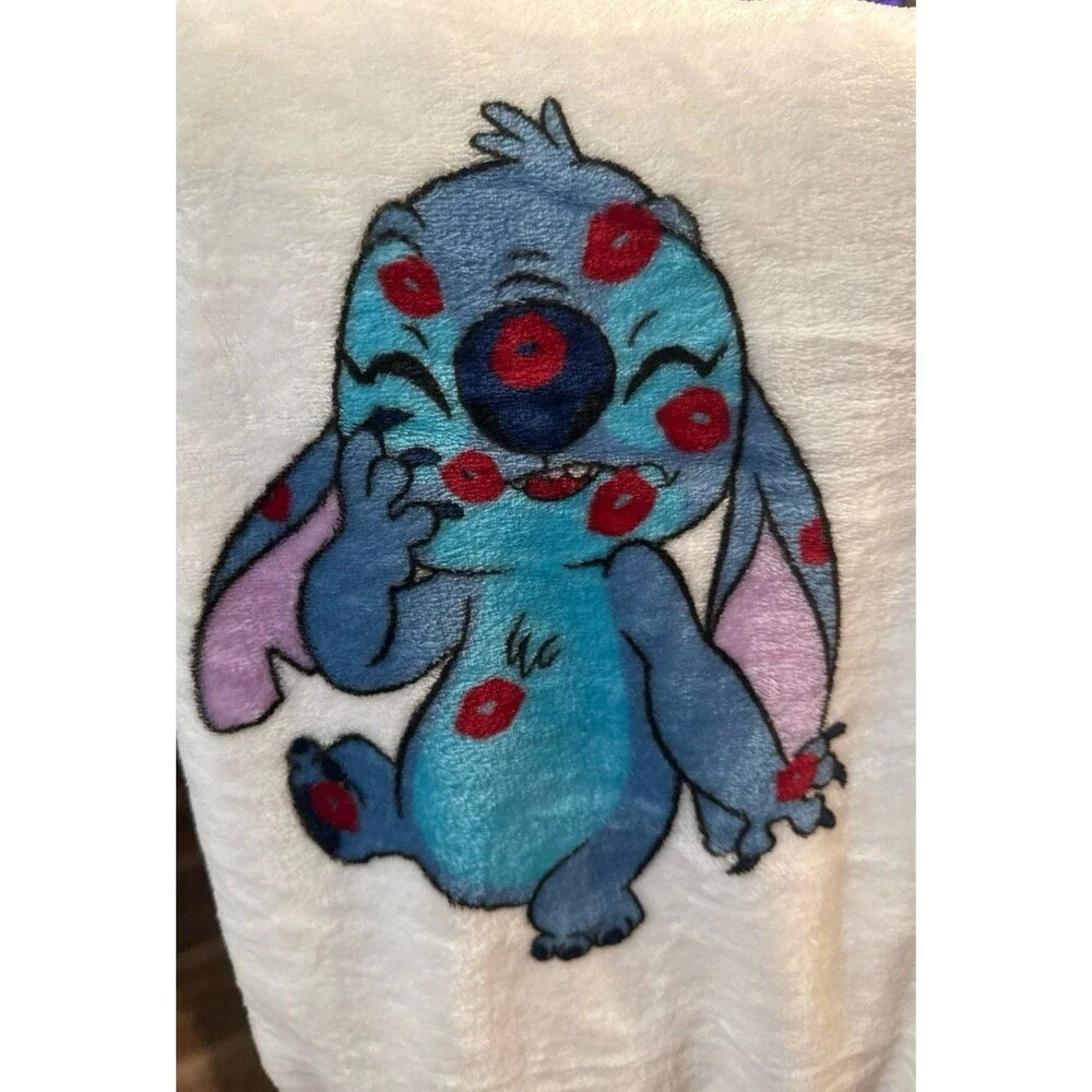 2025 Disney Christmas Stitch Plush Throw Blanket